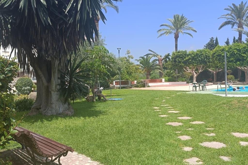 Apartamento 1ª Linea De Playa Alicante Luaran gambar