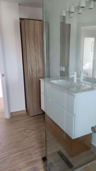 Apartamento 1ª Linea De Playa Alicante Luaran gambar