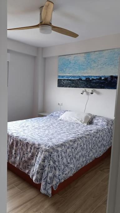 Apartamento 1ª Linea De Playa Alicante Luaran gambar